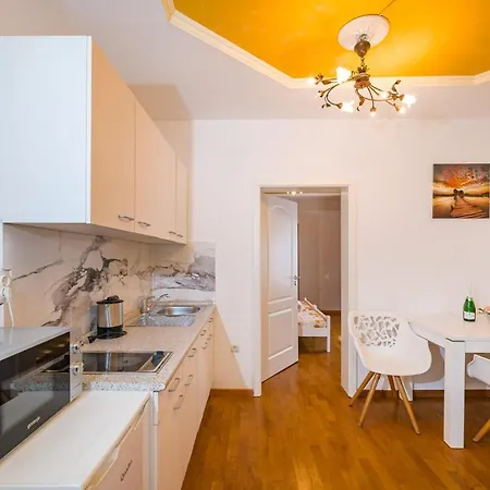 Apartment Silver